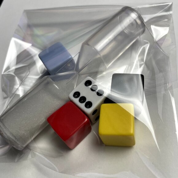 Pictionary First Edition 1985 Replacement Pieces Dice Hour Glass Timer u Vintage - Picture 2 of 2